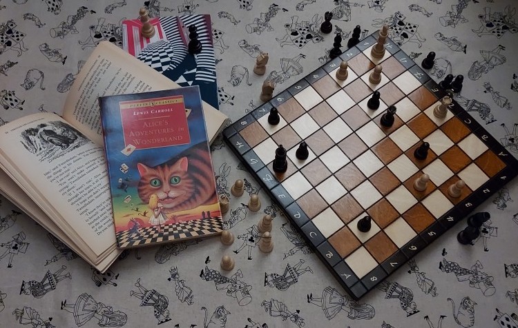 Sindarov knocking out again and again and again and again